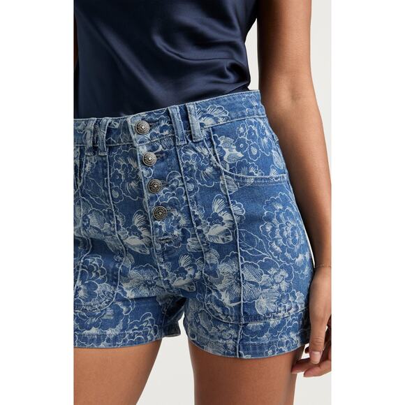 Cinq a Sept Sketchbook Floral Vivian Shorts in Indigo White 6 - Picture 4 of 6